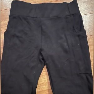 Lou and gray pocket leggings